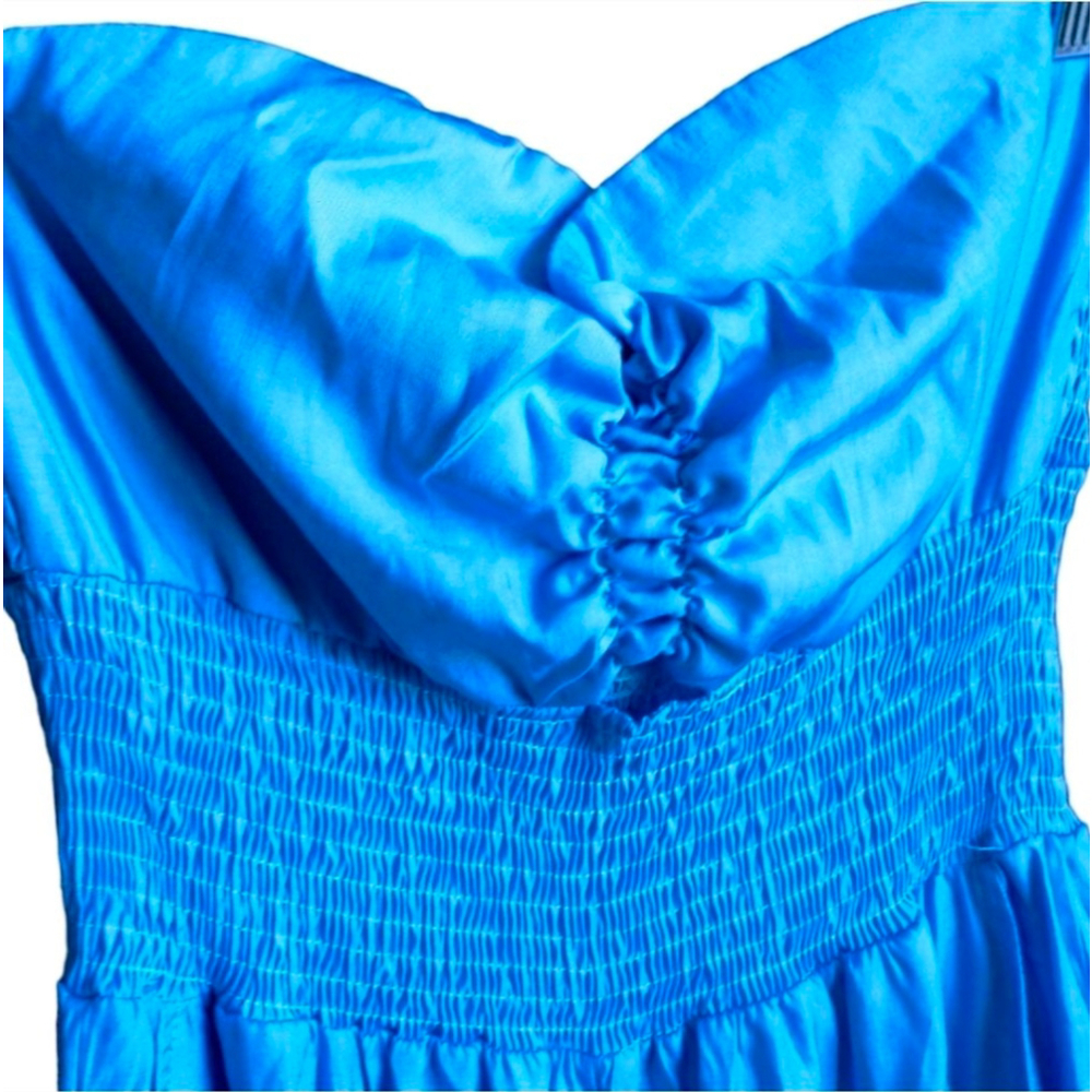ChicMe Strapless Smocked Blue Jumpsuit – Size M - Picture 5 of 10
